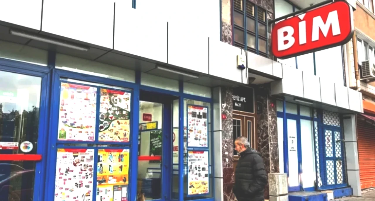 BİM 31 Ekim İndirimleriyle Alışveriş Fırsatlarına Göz Atın! Tam Otomatik Kahve Makinesi ve Daha Fazlası İndirimde!