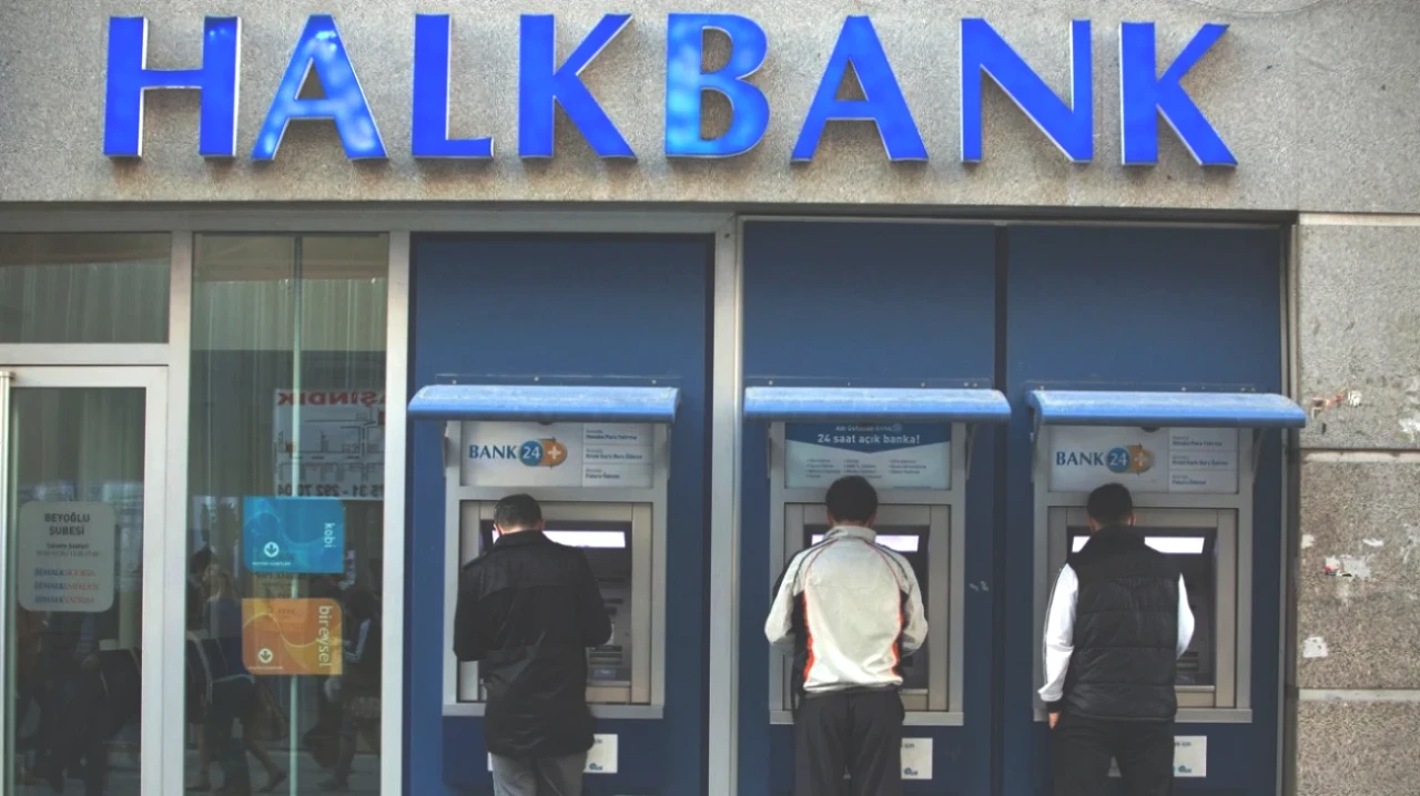 Halkbank'tan Emeklilere Yüzde 20 İndirim Fırsatı!